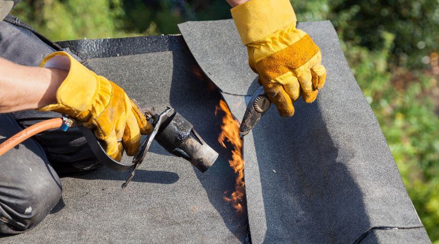 Professional gutter cleaning in Lucile, ID